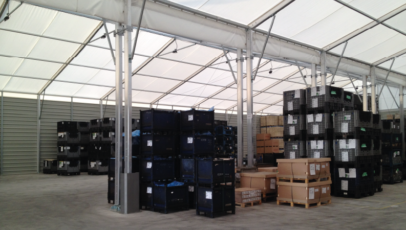Almacenes sostenibles con carpas industriales desmontables