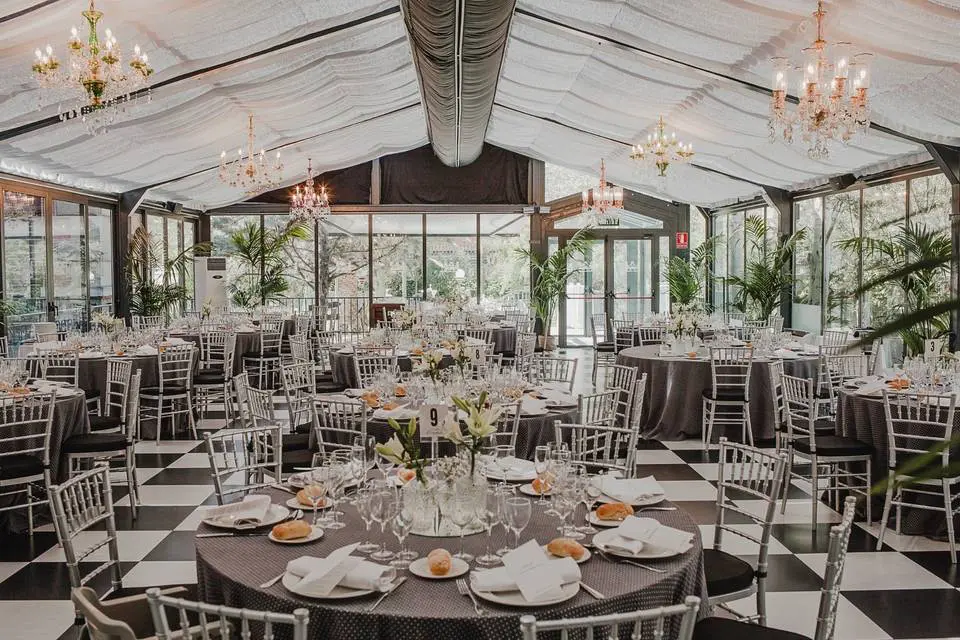 Carpa de gran formato para eventos profesionales