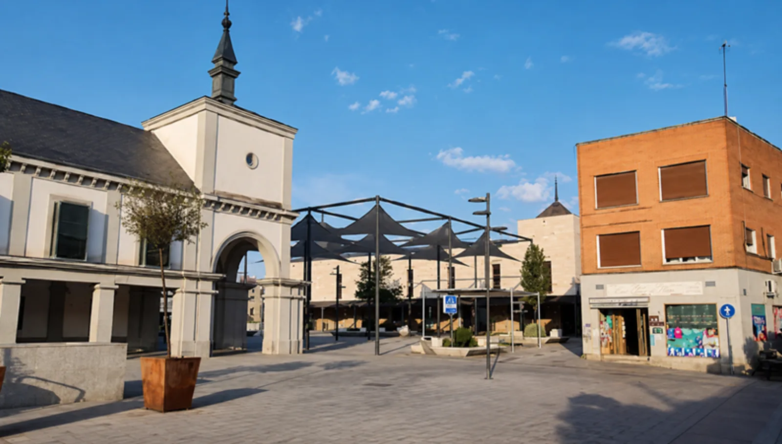 Cubierta Textil Urbana en Pozuelo de Alarcón — imagen 3