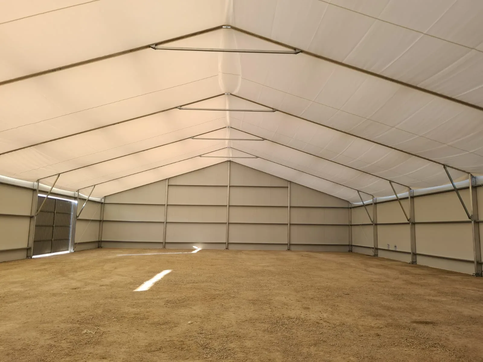 Nave Almacén de 1.000 m² con Doble Cubierta y Separación Intermedia — Tarragona — imagen 4