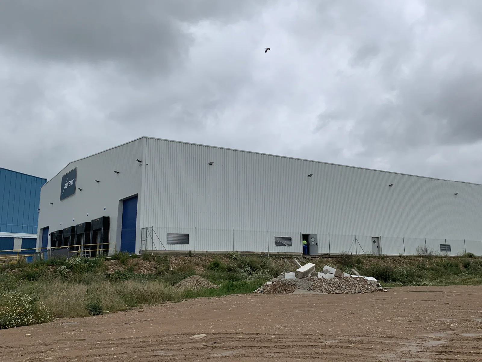 Nave Industrial Modular para Adient Aragón