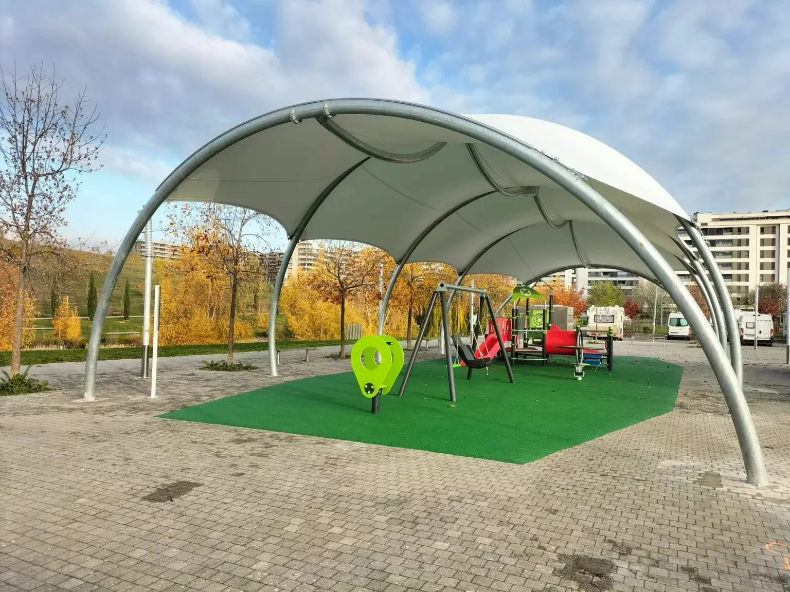 Burlada Estrena Parque Infantil Cubierto